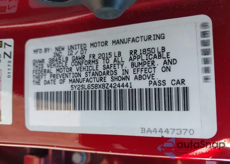 2008 Pontiac Vibe z USA, uszkodzony, nr VIN 5Y2SL658X8Z424441